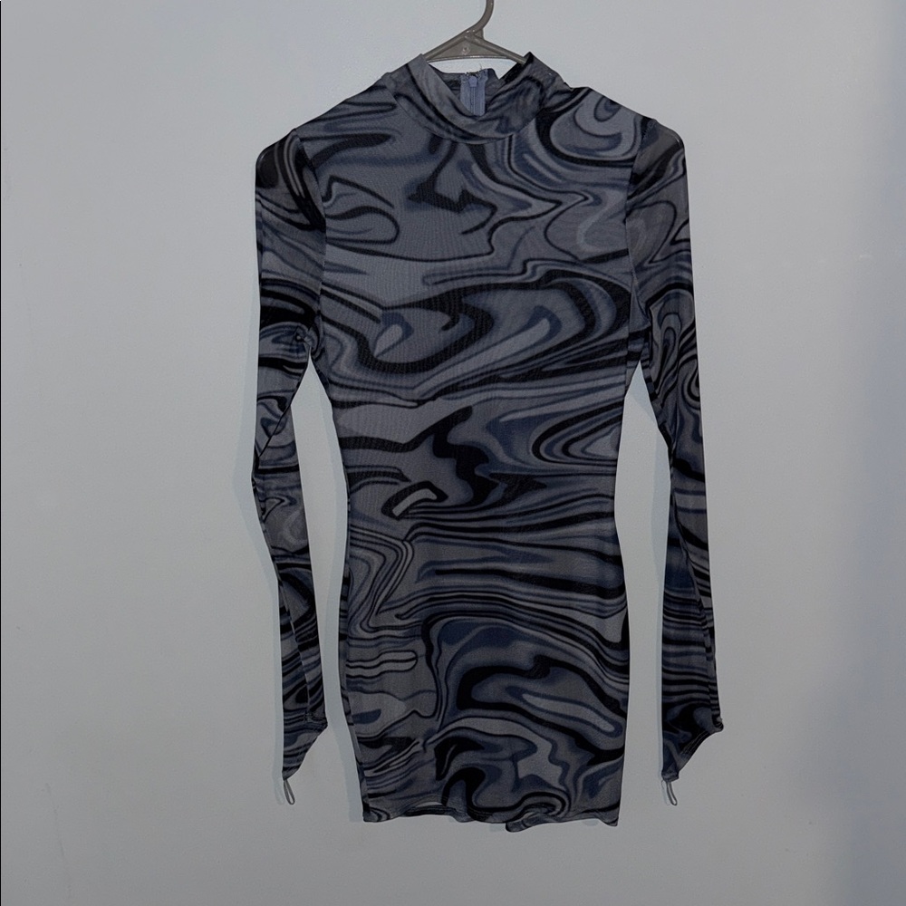 Elegant Gray Marble Long Sleeve Dress